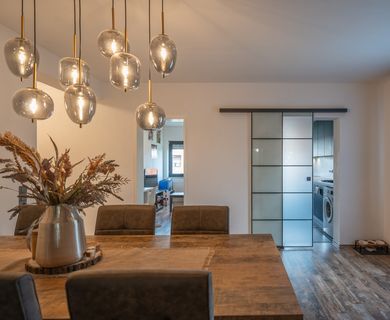 Lichtdurchflutete 4-Zimmer-Wohnung mit Balkon, Wohlfühlcharakter und großzügigem Raumgefühl