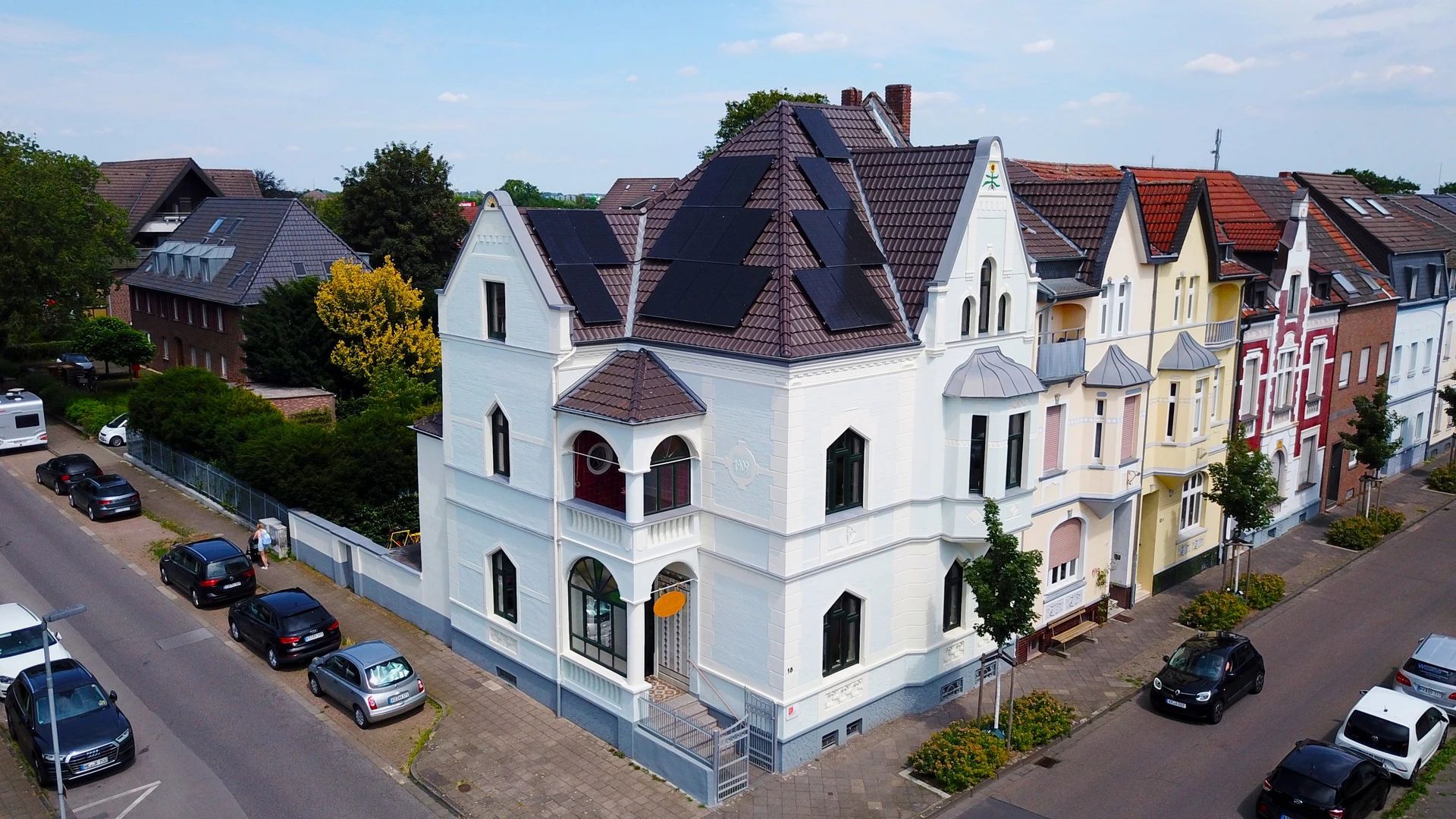 Ihr Immobilienmakler in Kempen - Bürogebäude aus der Luft