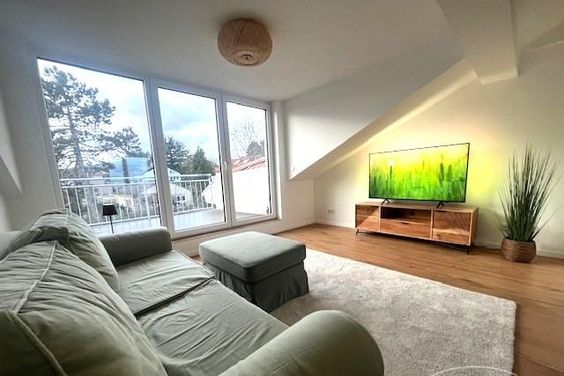 Oberursel (8072013)
Möblierte 3-Zimmerwohnung in idyllischer Wohnlage