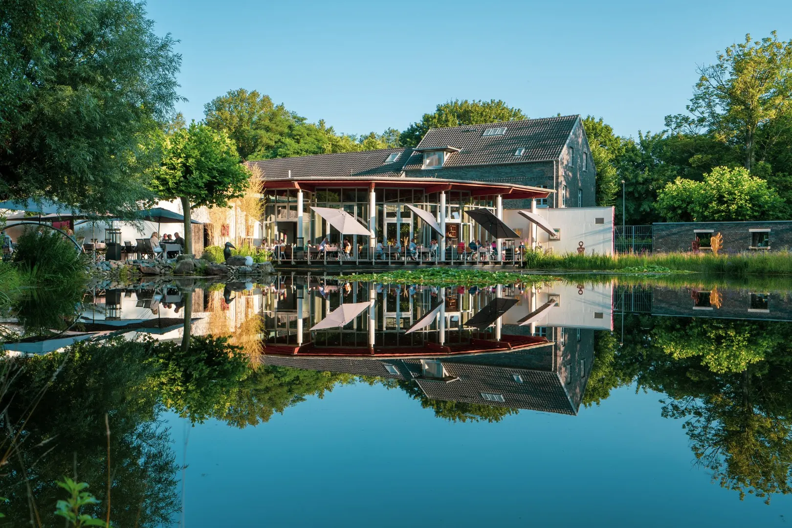 Restaurant ART in Wesel- gehobener Gastronomiebetrieb mit Partysaal und Wohnung