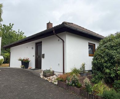 Barrierearmes Wohnen auf einer Ebene: Gepflegter Bungalow mit schönem Grundstück nahe Hamm.