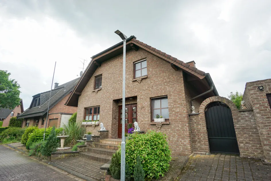 Alpen-Menzelen: Einfamilienhaus