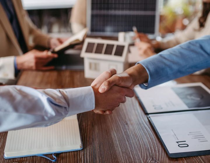 Erfolgreiche Zusammenarbeit mit Immobilienmaklern – Ihre Immobilie in guten Händen.