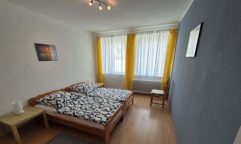 Schlafzimmer1