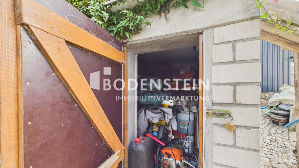 Zusätzliche Lager mit Notstromgenerator