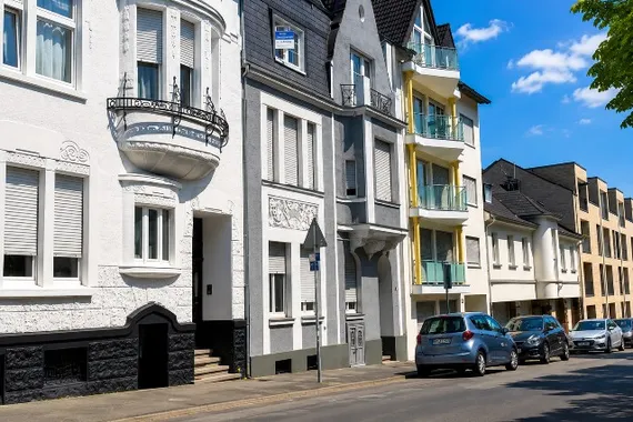 Exklusives Haus-im-Haus mit Garten, Sauna und Whirlpool in Mönchengladbach-Innenstadt