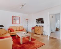 Helles Wohnzimmer