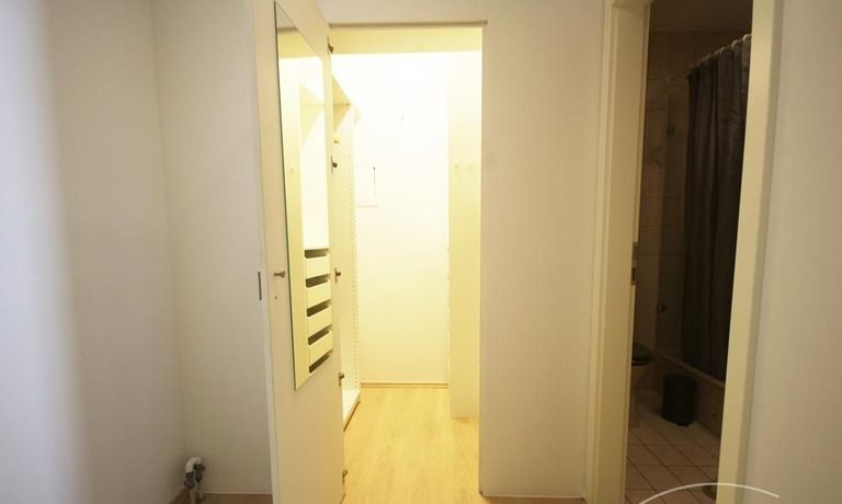 Begehbarer Kleiderschrank