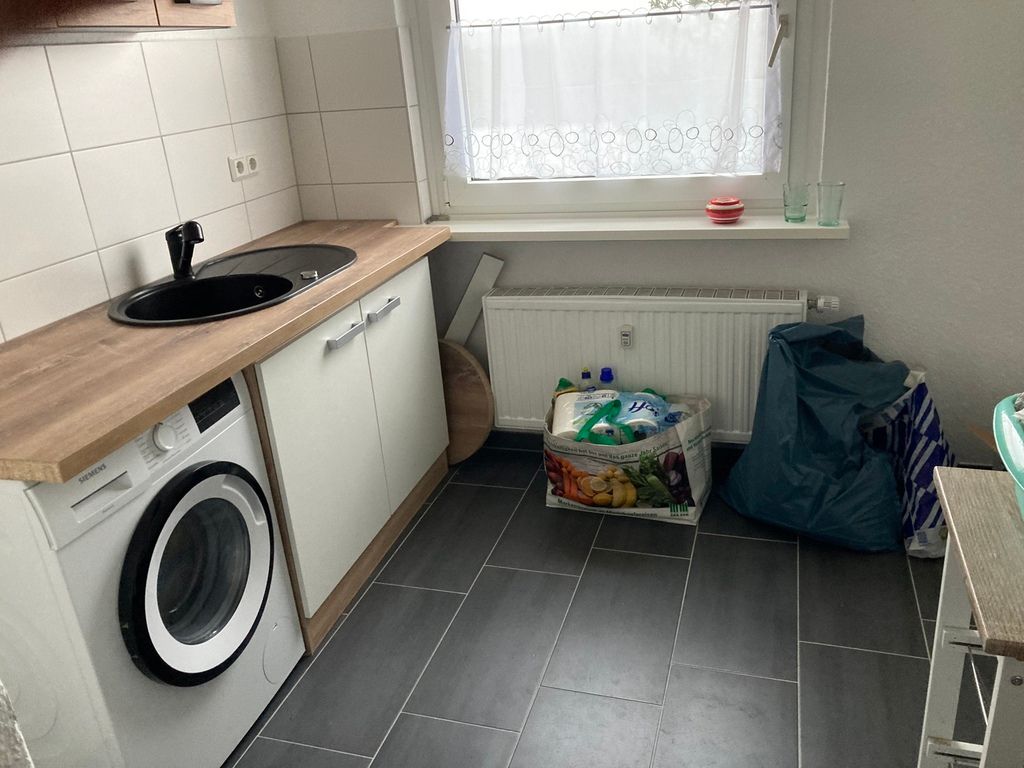 Frisch sanierte Wohnung mit Balkon & Küche zu vermieten - Photo 5