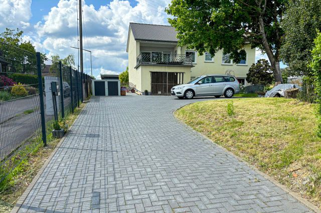 Einfahrt