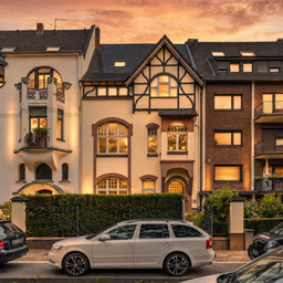 HISTORISCHE STADTVILLA IM KREFELDER BISMARCKVIERTEL ZU KAUFEN!