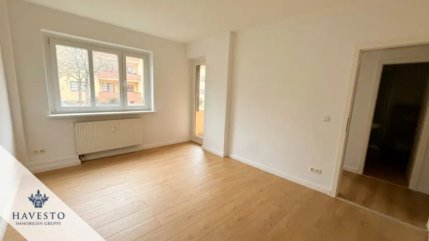 Frisch renovierte 2-Zimmer-Wohnung mit Balkon und Duschbad in grüner Siedlungslage - Foto 2