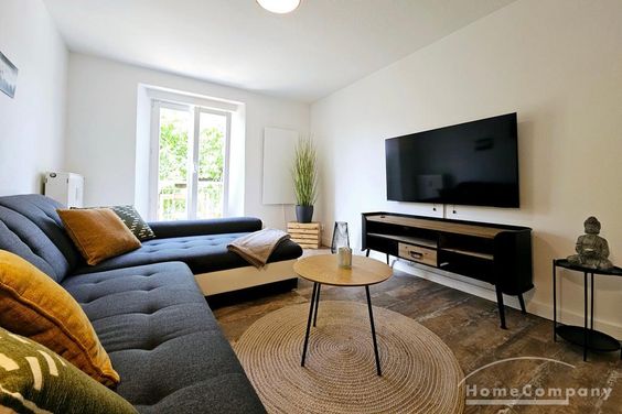 28040 HomeCompany Dresden Möbliert/Furnished 2-Zimmer Apartment mit Balkon in Dresden-Großluga max. 3 Personen