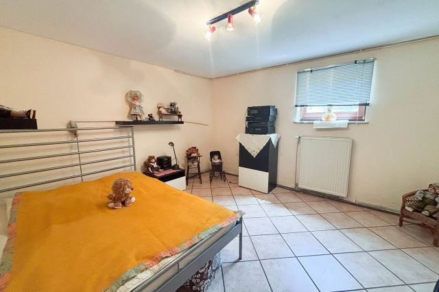 Schlafzimmer KG
