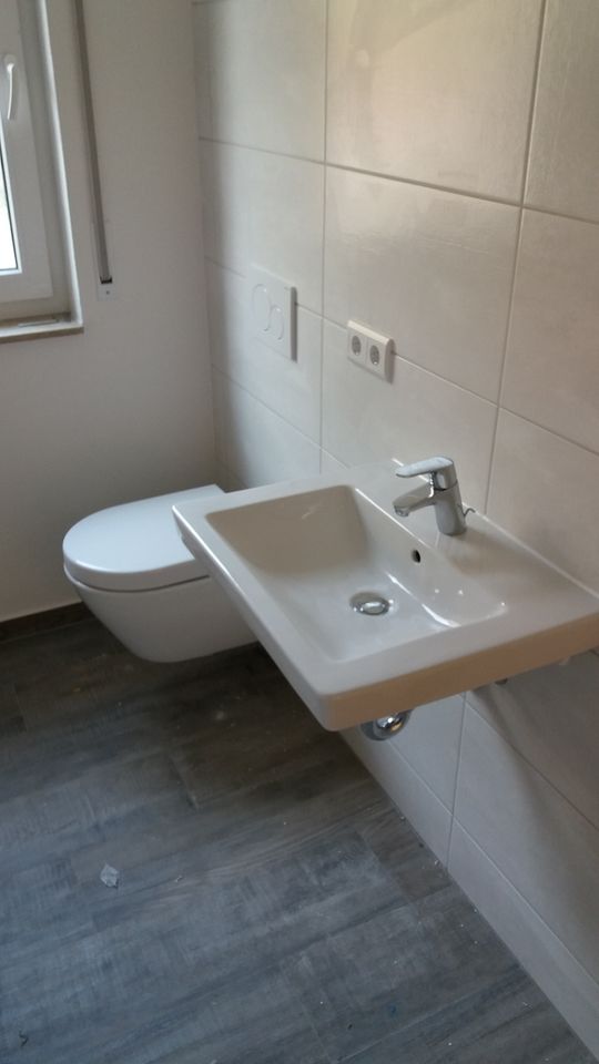 Barrierefreie Wunderschöne 3-Raumwohnung mit Terrasse in einem Energieeffizienzhaus 55! - Photo 2