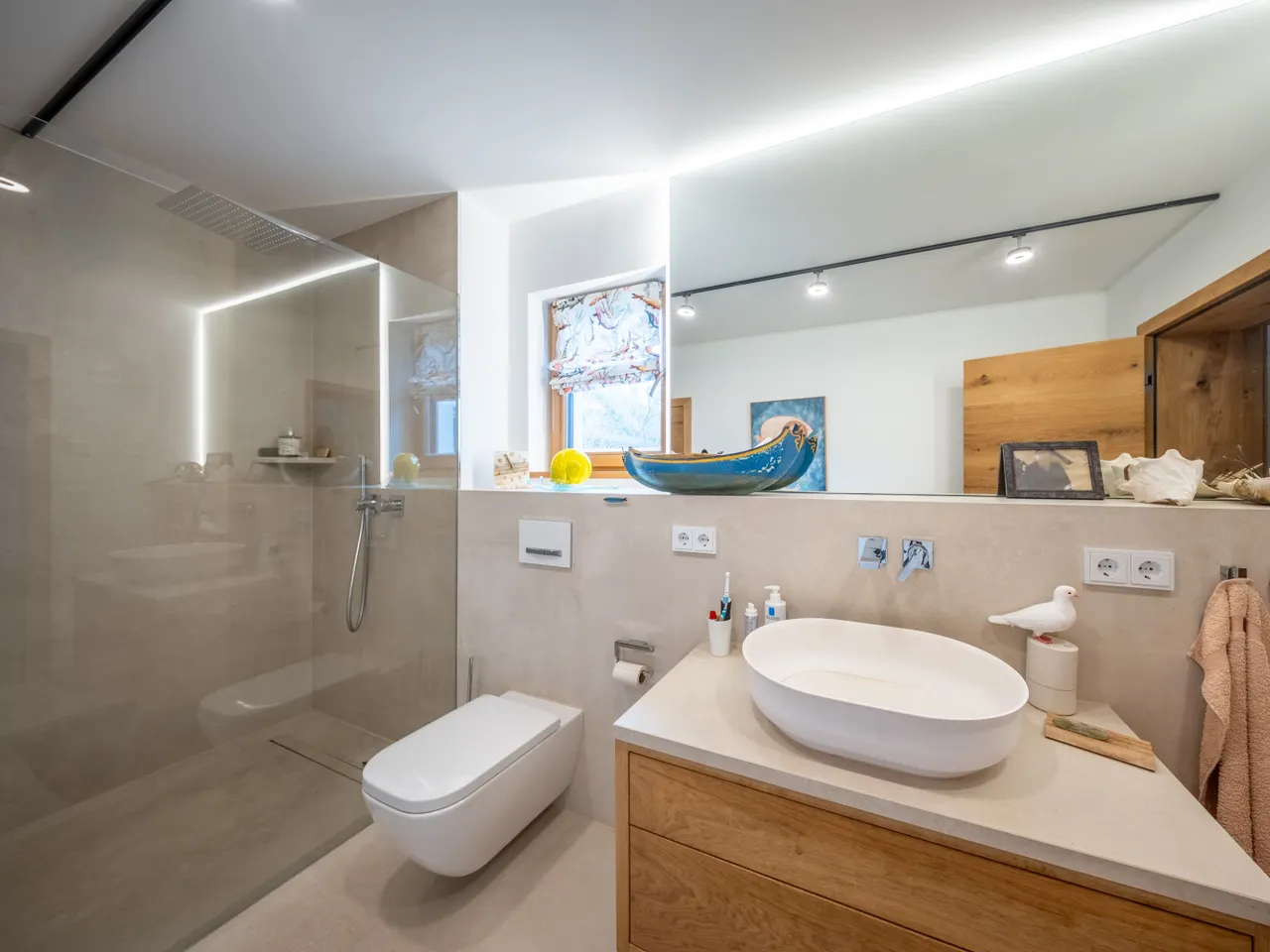 Erdgeschoss Wohnung 1 - Badezimmer