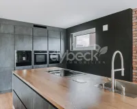 Hochwertige Einbauküche