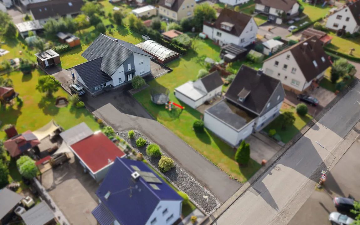 Modernes Einfamilienhaus mit stilvollem Garten, Pool & eigenem Friseursalon in ruhiger Lage nahe Hamm