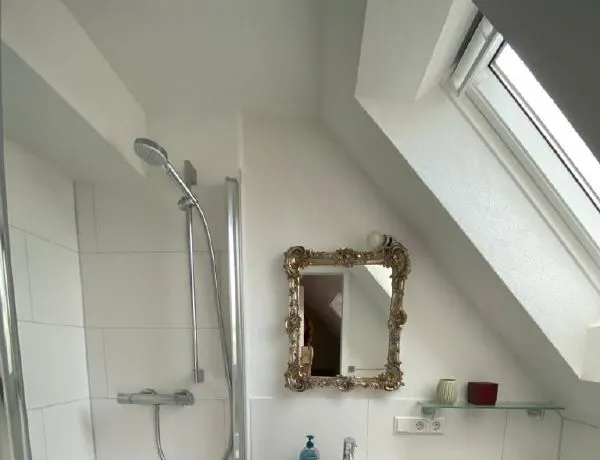 Dachgeschoss Bad