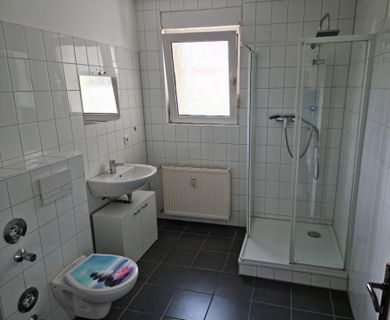 Erdgeschosswohnung mit Gartennutzung - Photo 2