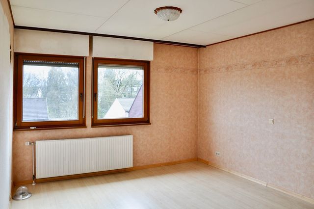 Schlafzimmer (EG)