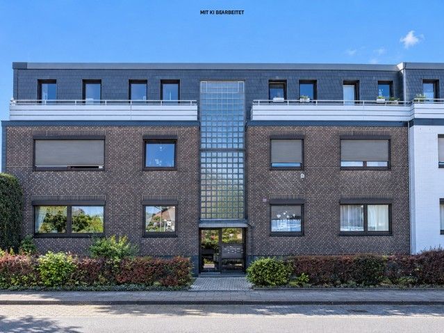 Freie 3-Zimmerwohnung mit Terrasse und TG in Kleinenbroich