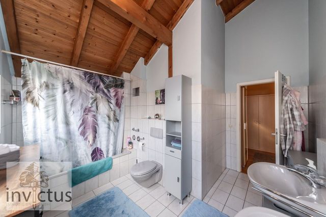 Badezimmer DG