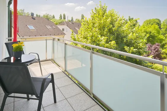 Schöne, komplett und hochwertig möblierte Wohnung mit Balkon, kurze Fahrzeit bis Bochum, Dortmund und zu den Autobahnen