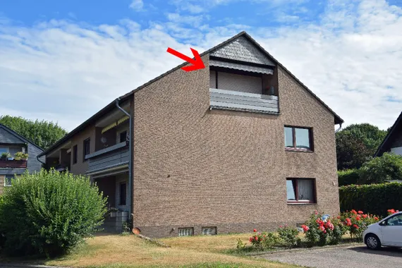 Bezugsfreie Dachgeschoss-Eigentumswohnung mit Südlage-Loggia in Ortsrandlage von Lobberich