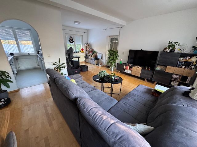 Wohn- und Essbereich | Zugang zur Küche