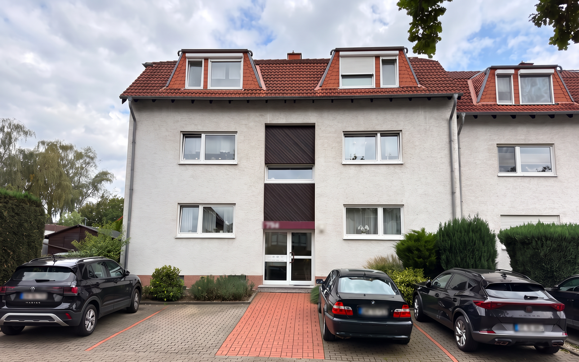 Maisonettewohnung mit Dachterrasse, PKW Stellplatz und Keller