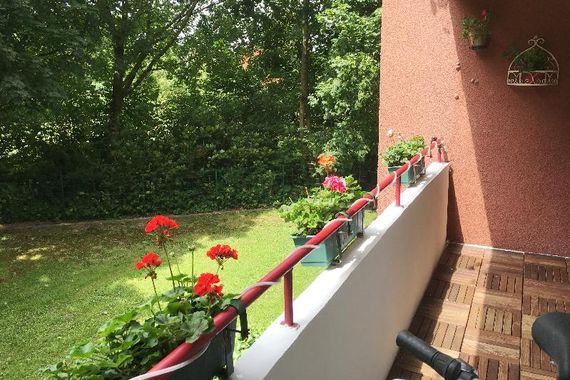 Grüne Wohnlage Vennhausen: Wirklich schöne 3 1/2 Zimmer Wohnung mit Loggia: Bald beziehbar!