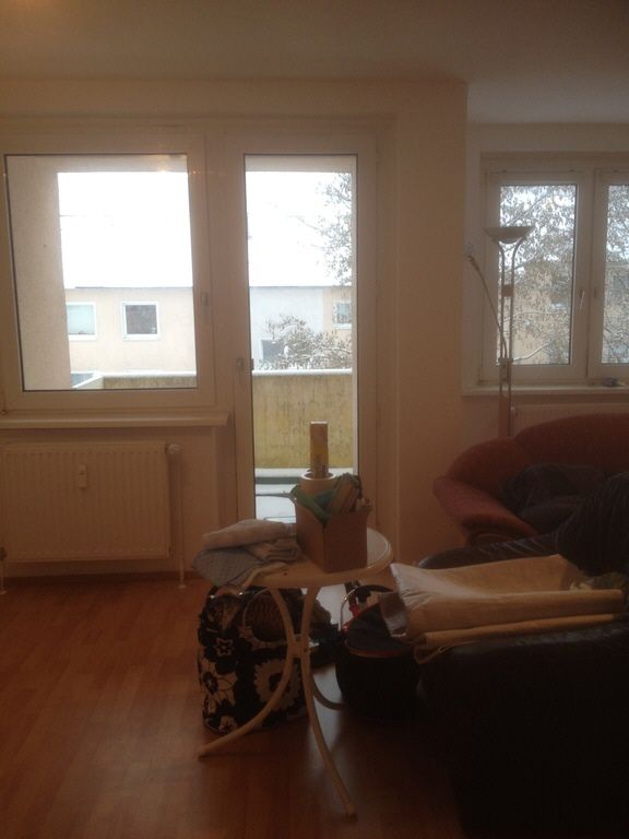 3 Zimmer Wohnung mit Einbauküche und Balkon - Photo 1