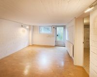 Hobbyraum mit Außentreppe