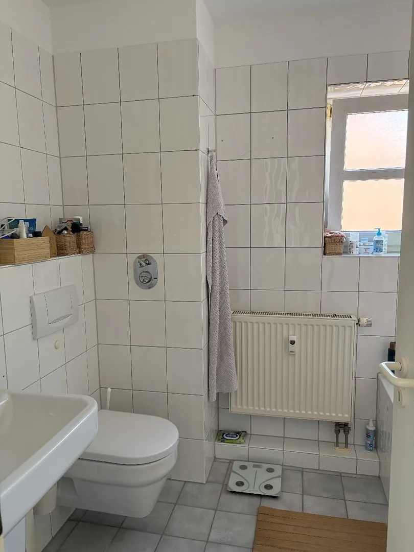 Ideal für junge Paare: große Maisonette-Wohnung mit Sonnenbalkon in Neuss Uedesheim. - Photo 5