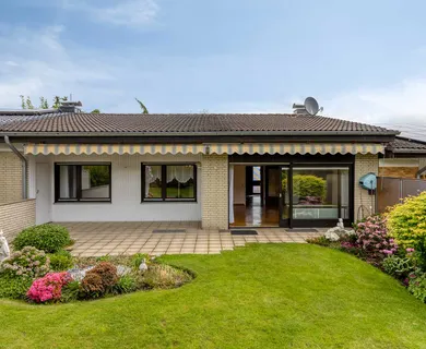 Top gepflegtes Reihenhaus mit Bungalowcharakter und Garage in Ratingen-Homberg