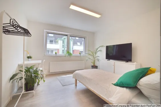 Möbliertes WG-Zimmer in Toplage, mit moderner Ausstattung und Internetzugang