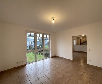 Großzügige Erdgeschosswohnung mit Balkon und Terrasse - Photo 1