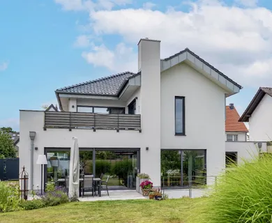 Modernes, sehr hochwertig ausgestattetes Architektenhaus mit separatem 1-Zimmer-Apartment