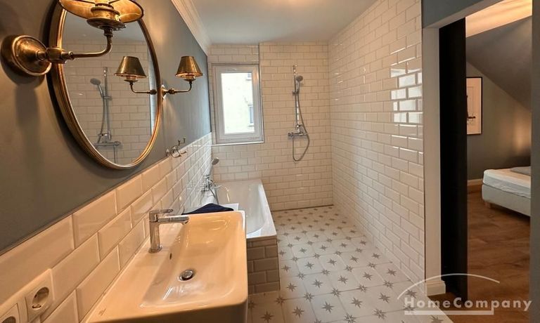 Tageslichtbad mit Dusche