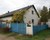 Einfahrt / Seitenansicht