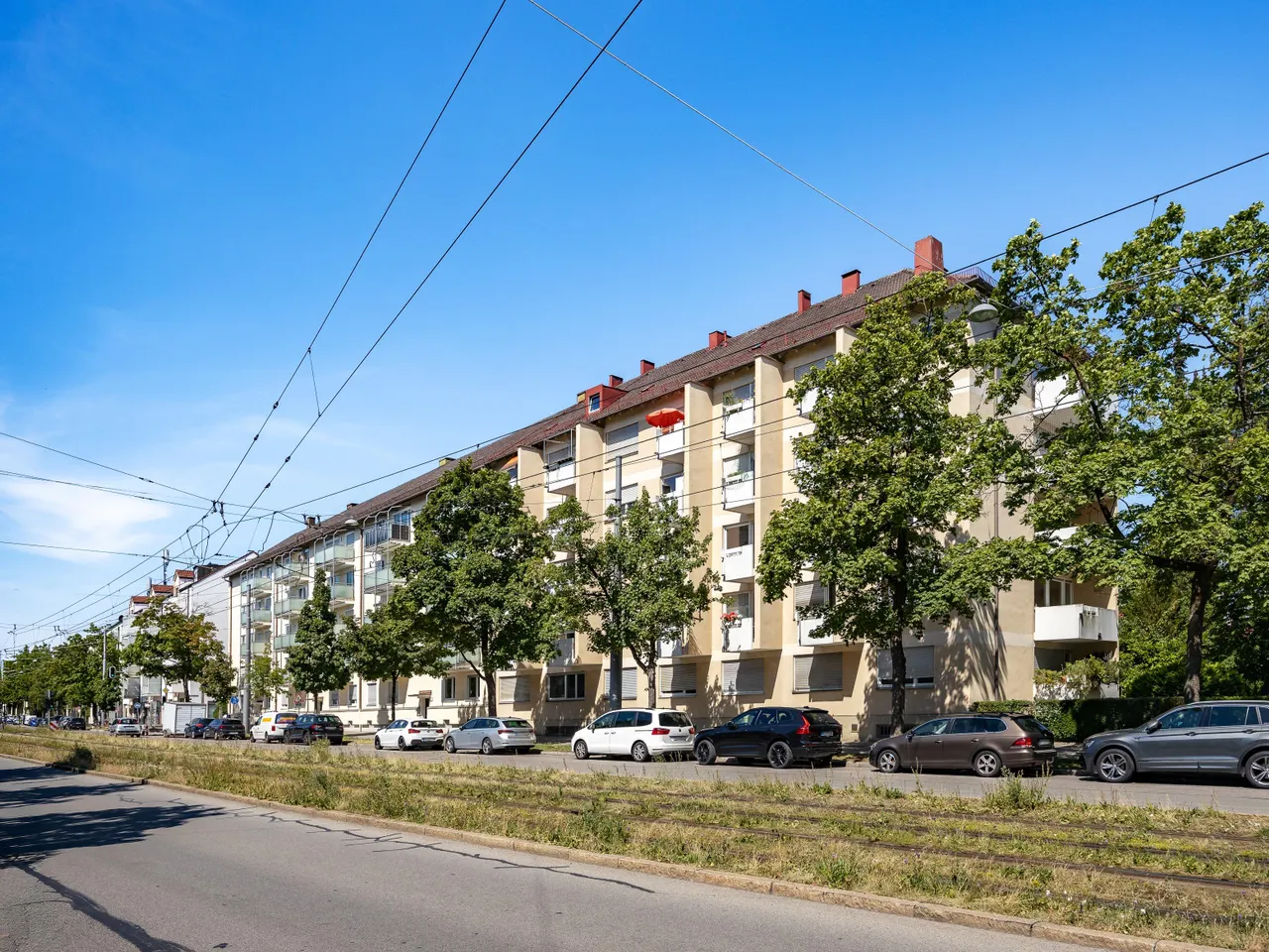 Hausansicht von der Straße