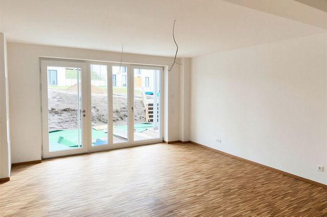 Blick Terrasse, Baustelle ist weg. - (KI generiert)