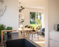 Es handelt sich um unverbindliche Illustrationen mit Sonderausstattungen. Die Bauausführung erfolgt durch das Bauunternehmen