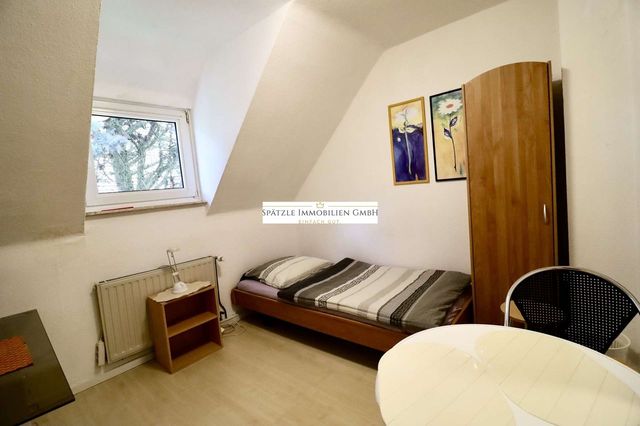 Schlafzimmer 6