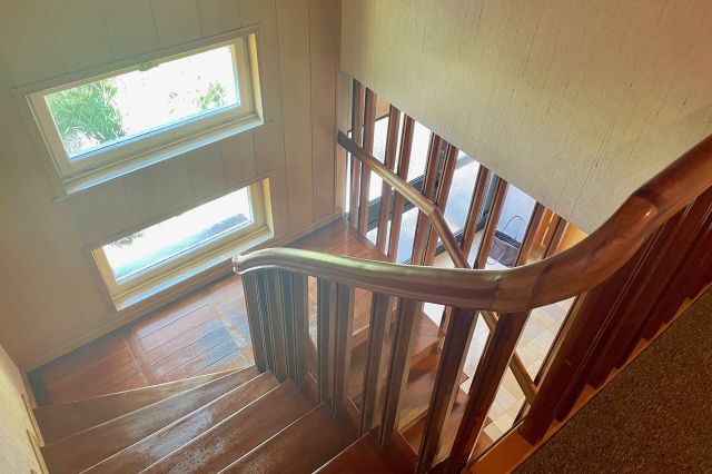 Treppe zum DG
