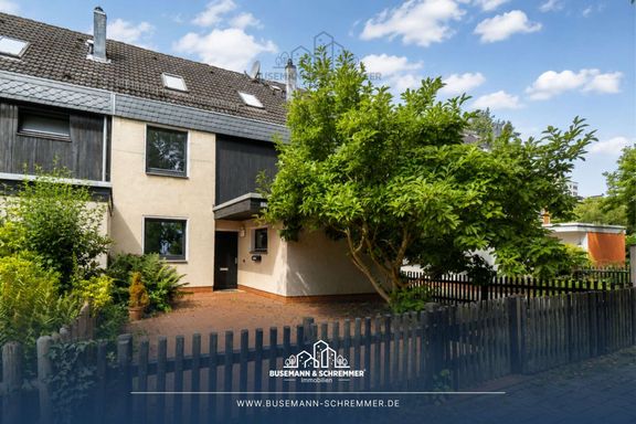 Familienfreundliches Reihenmittelhaus mit ausgebautem Dachgeschoss und gro&szlig;em Platzangebot