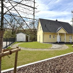Viel Platz in zentraler Lage – gepflegtes Einfamilienhaus mit Garten!