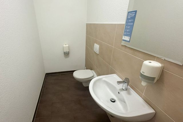 Toilette 2 OG 