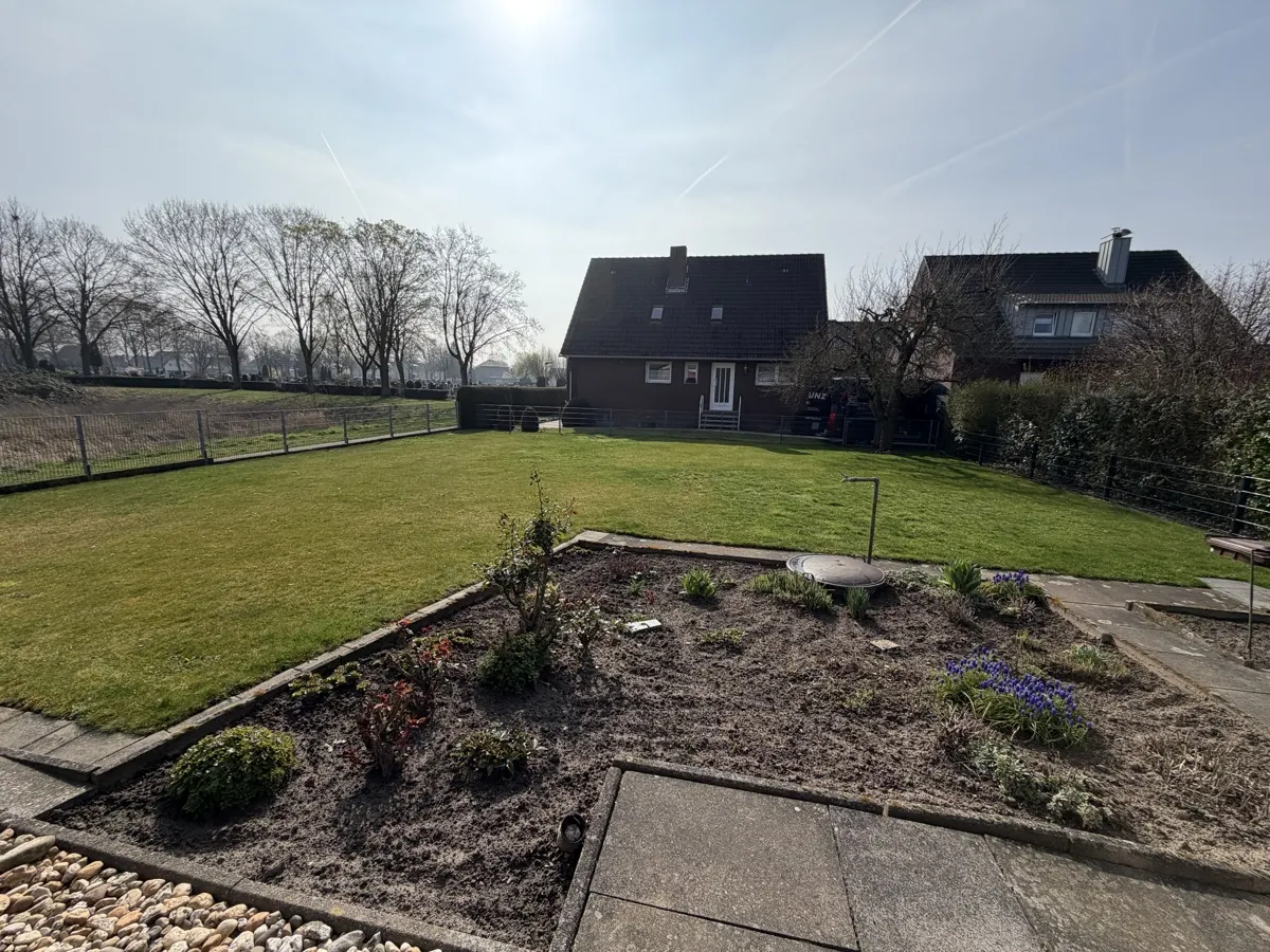 Garten/anteiliger Bauplatz